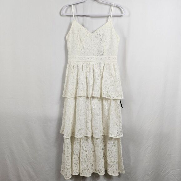 NWT Lulus Love in Layers Tiered Lace Midi Dress in Ivory - Size M - Picture 1 of 9